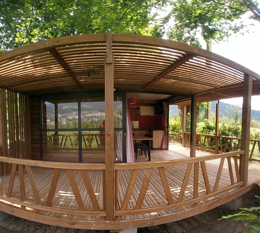 Camping Les Grillons Embrun Exteriör bild